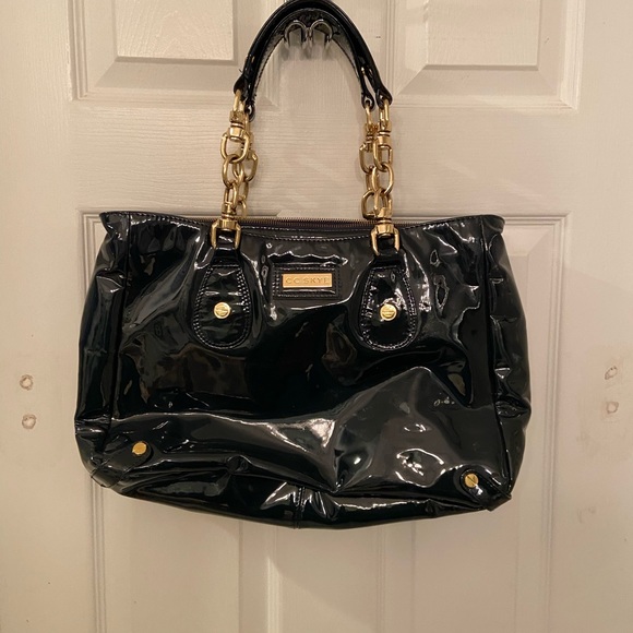 CC Skye Handbags - Dark navy blue CC Skye Patent Leather Bag